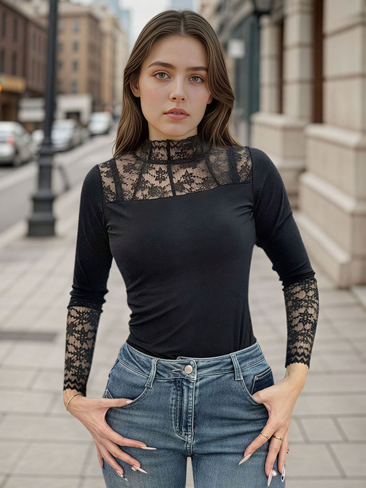 Lacs Neck Long Sleeve Top