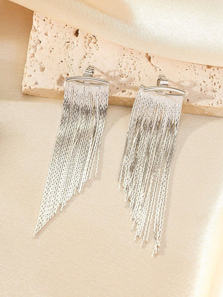 Fine-Thread Tassel Earrings