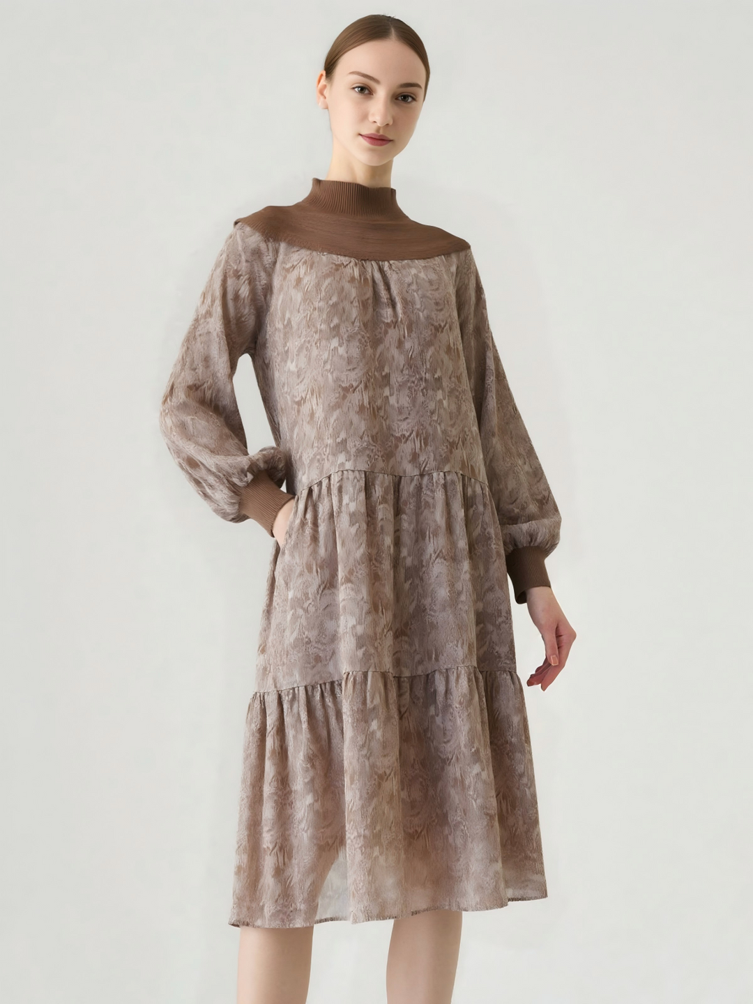 Loose-Fit Retro Shift Dress