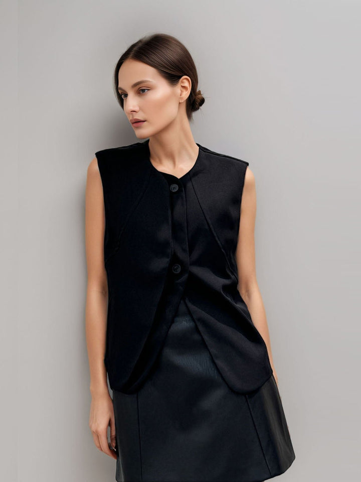 Asymmetric Button Pocket Detail Vest