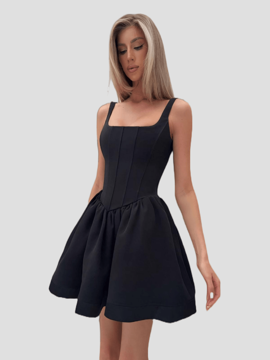 Backless Sleeveless Flared Dress