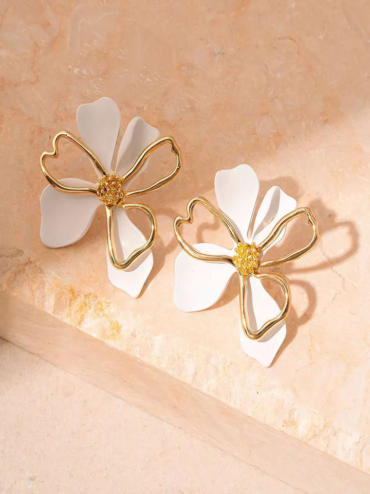 Contrast Metal Flower Stud Earrings