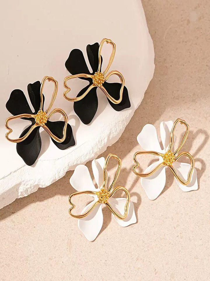 Contrast Metal Flower Stud Earrings