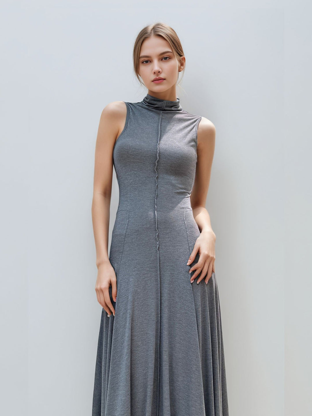 Elegant High Necked Backless Dress