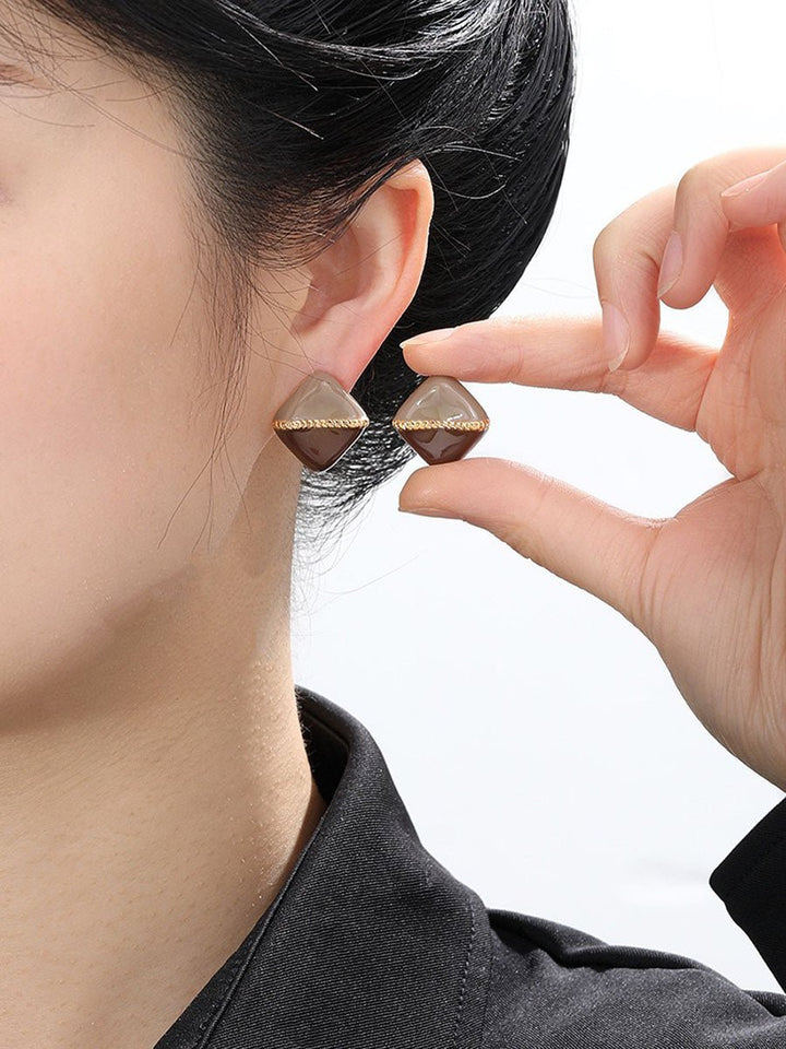Flash Diamond Square Earrings