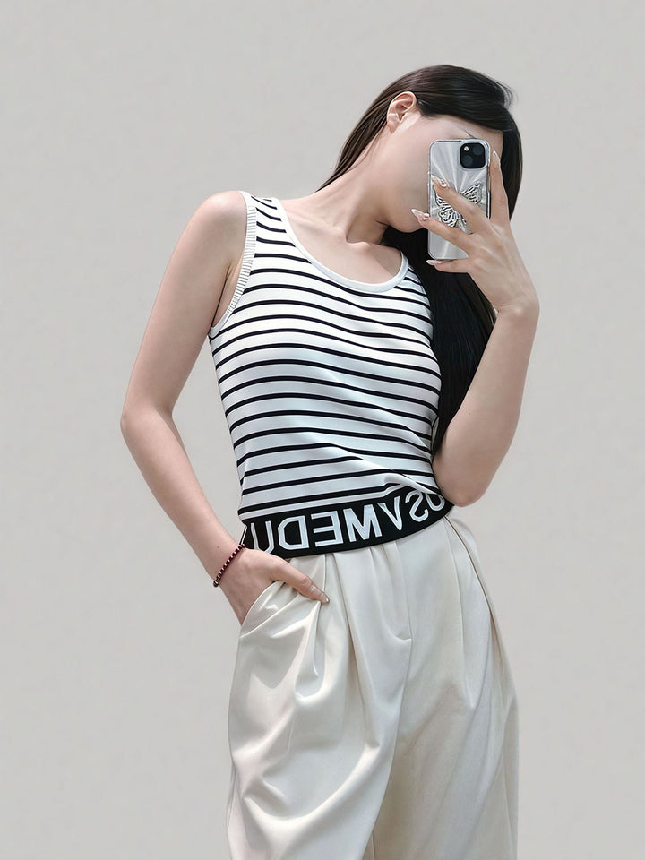 Letter Printed Slim Crop Top