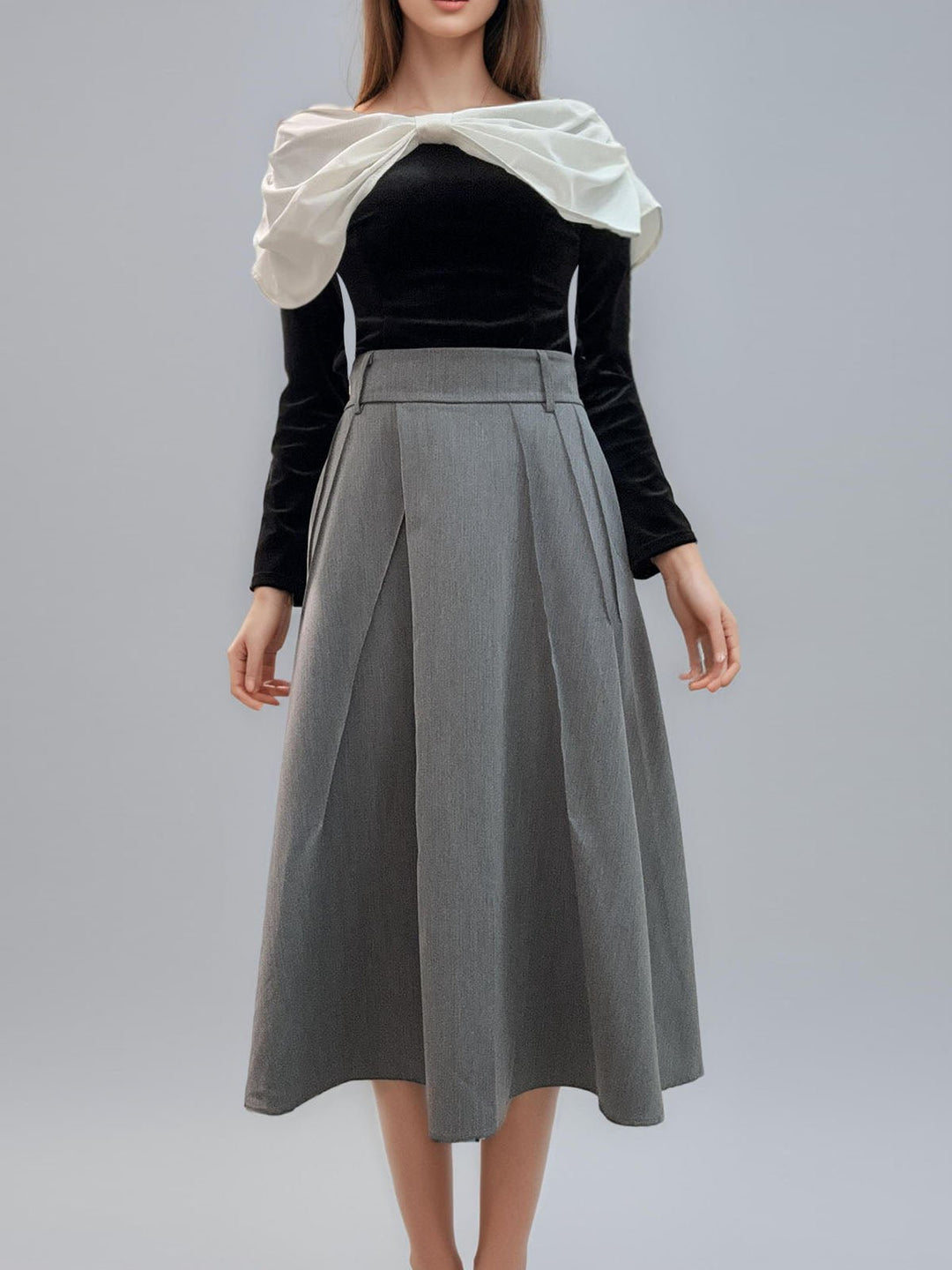Mid Waist Flared Pleated Skirt