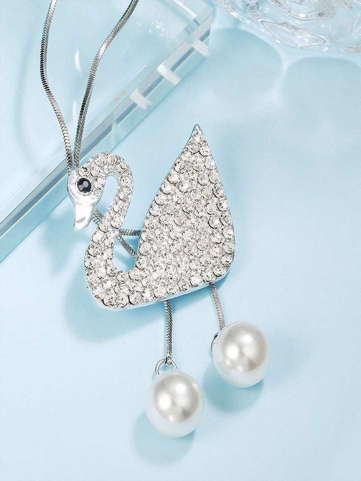 Pearl Pearl Swan Necklace