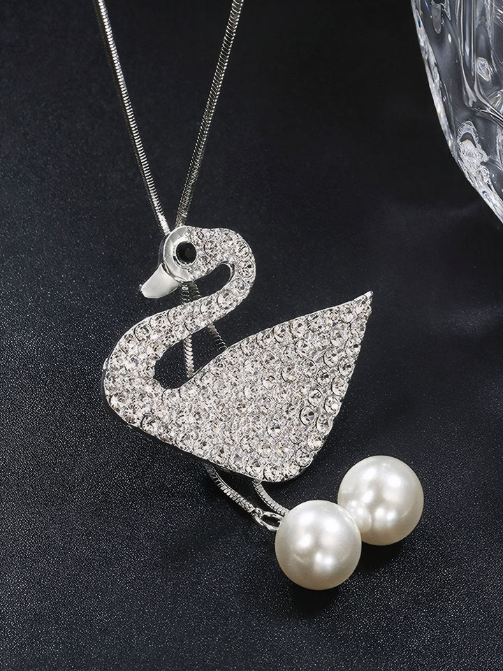 Pearl Pearl Swan Necklace