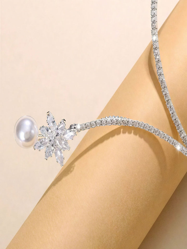 Pearl Rhinestone Necklace