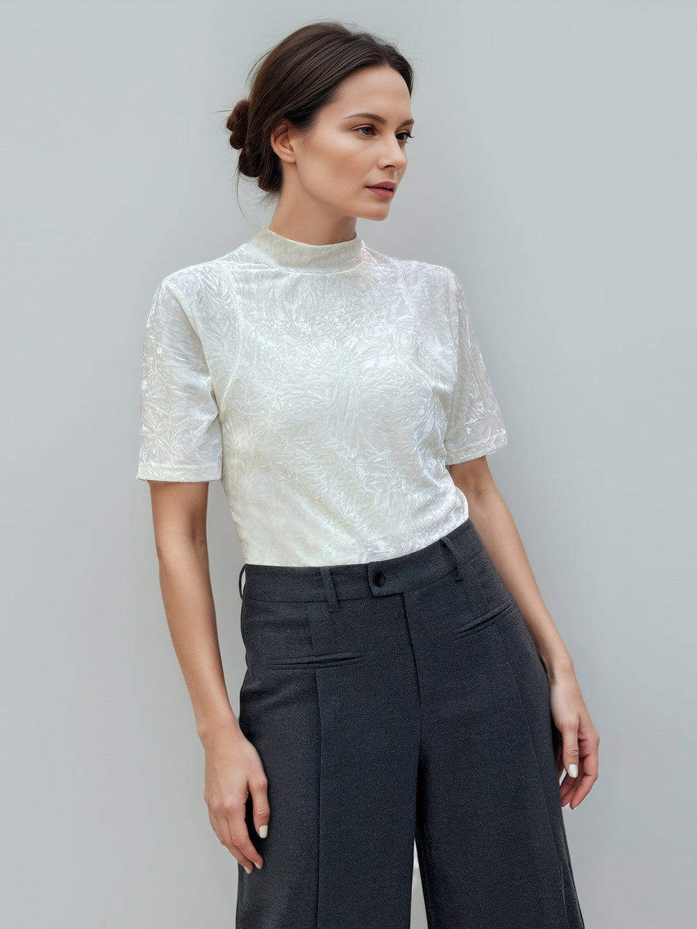Plain Short Sleeve Knit Top HONEEAR